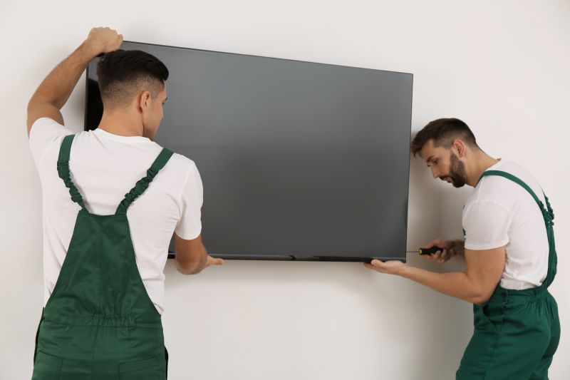 Television Hanging Service in Overland Park, KS
